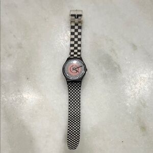 Swatch “Mackintosh” GB116